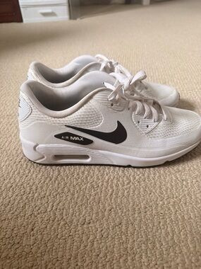 Men’s Nike AirMax Golf Shoes M10.5